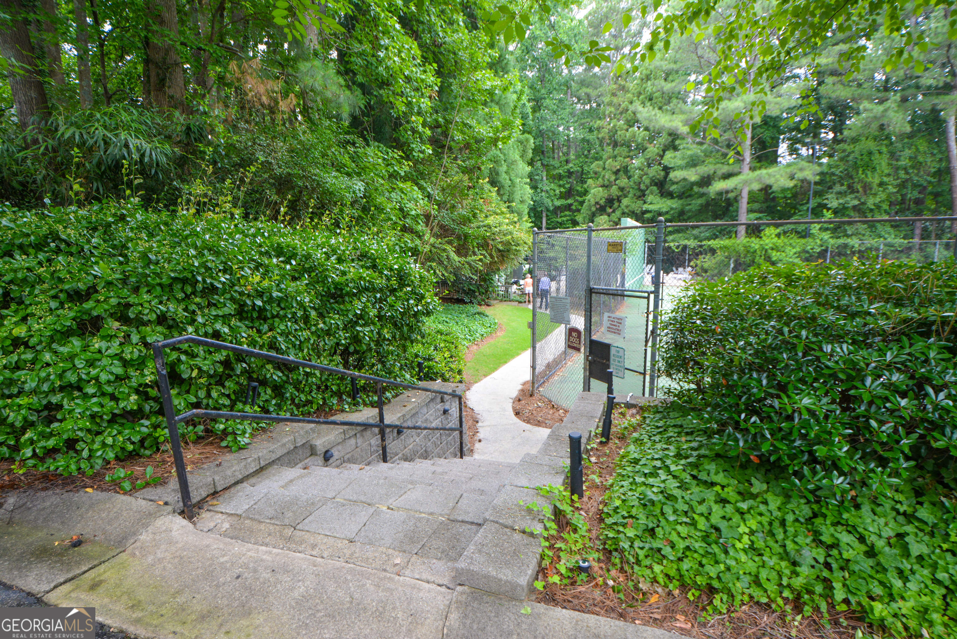 612 Tuxworth Circle Property Photo 44