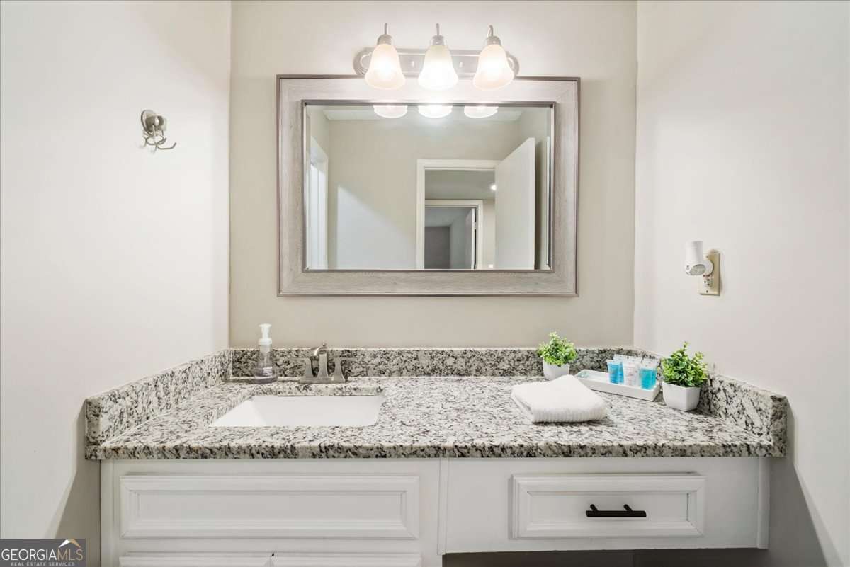 2102 Augusta Drive Se # 21 Property Photo 24