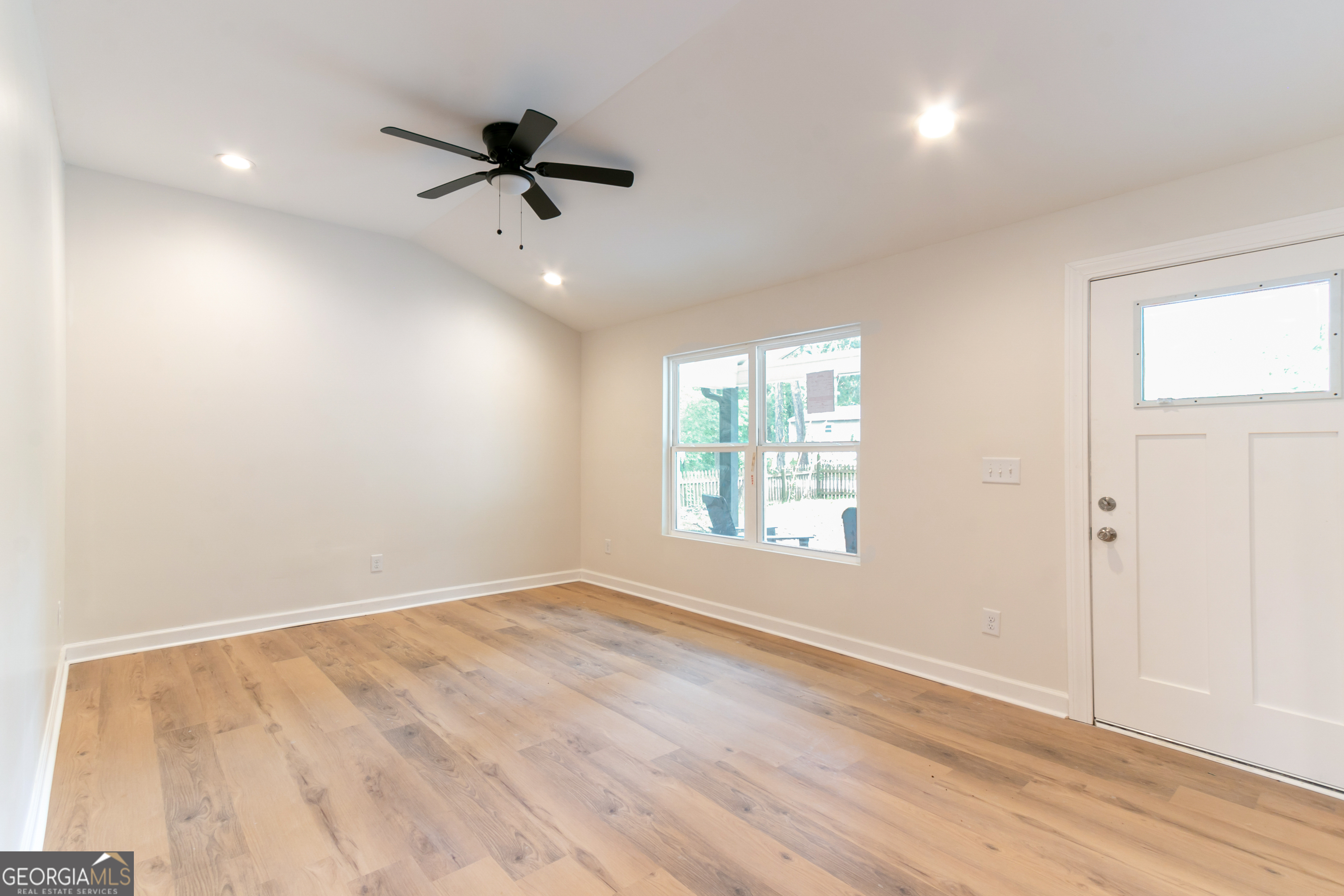 6532 Voyles Drive Property Photo 11
