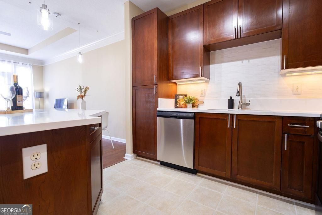 400 17th Street Nw # 2435 Property Photo 13