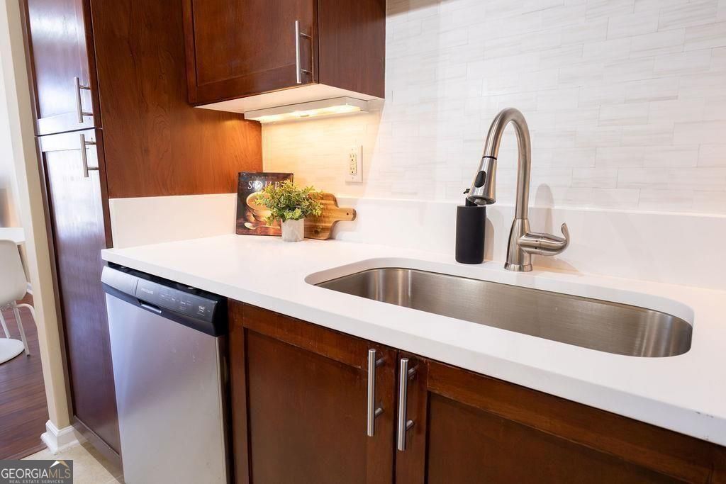 400 17th Street Nw # 2435 Property Photo 17