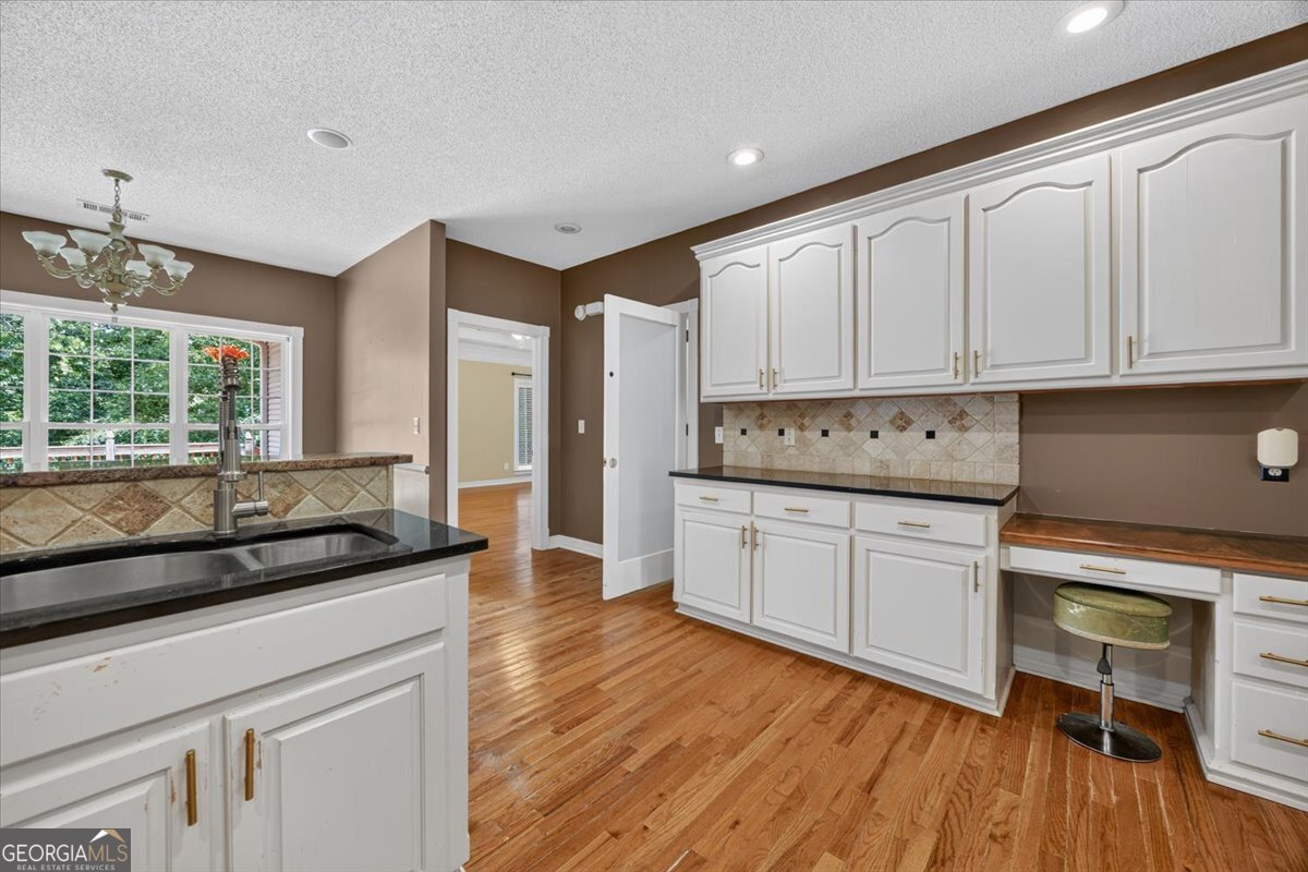 156 Henry Drive Property Photo 11