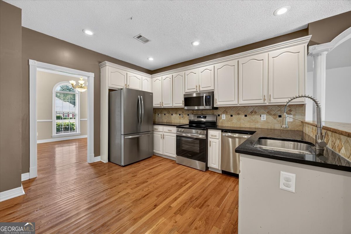 156 Henry Drive Property Photo 12