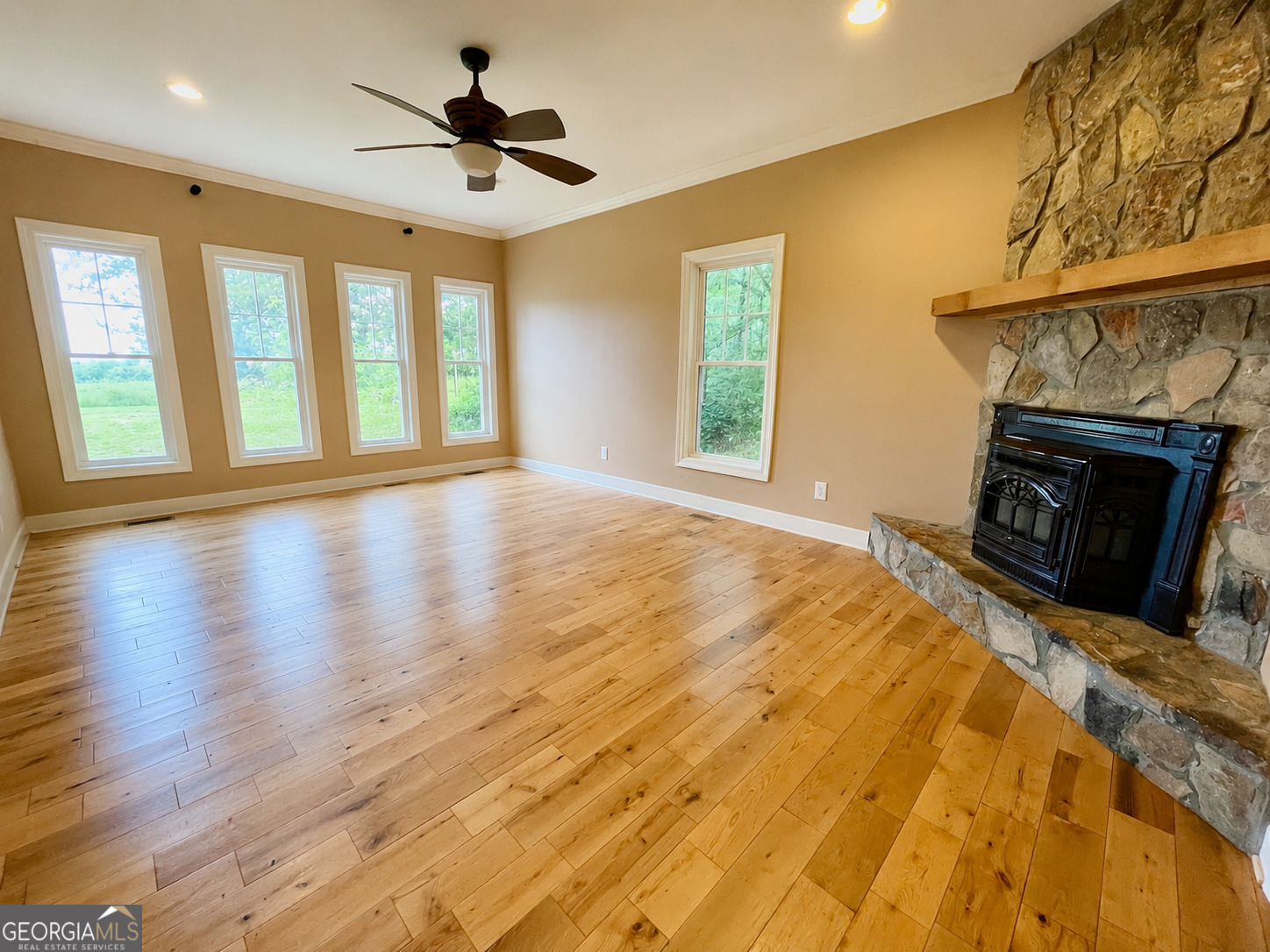 495 Bragg Road Property Photo 10