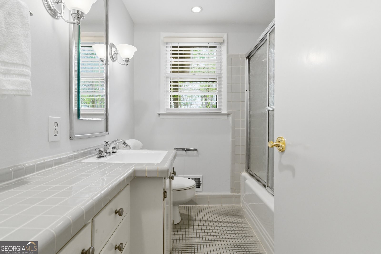 955 Vistavia Circle Property Photo 19