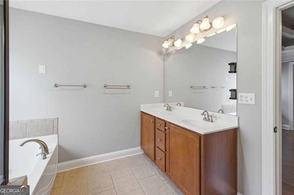 518 S Fortune Way Property Photo 63