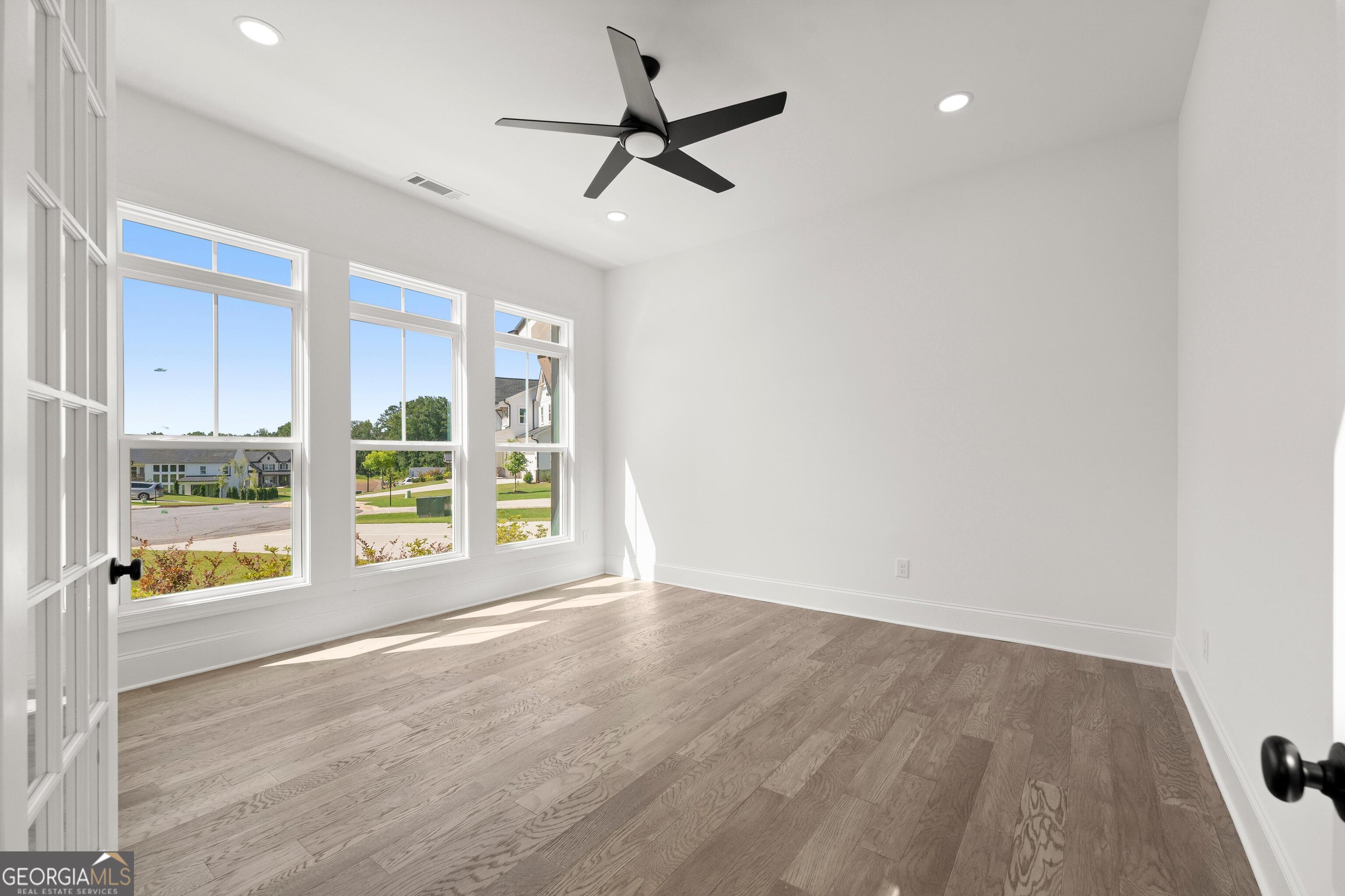 6745 Dahlgren Court Property Photo 16
