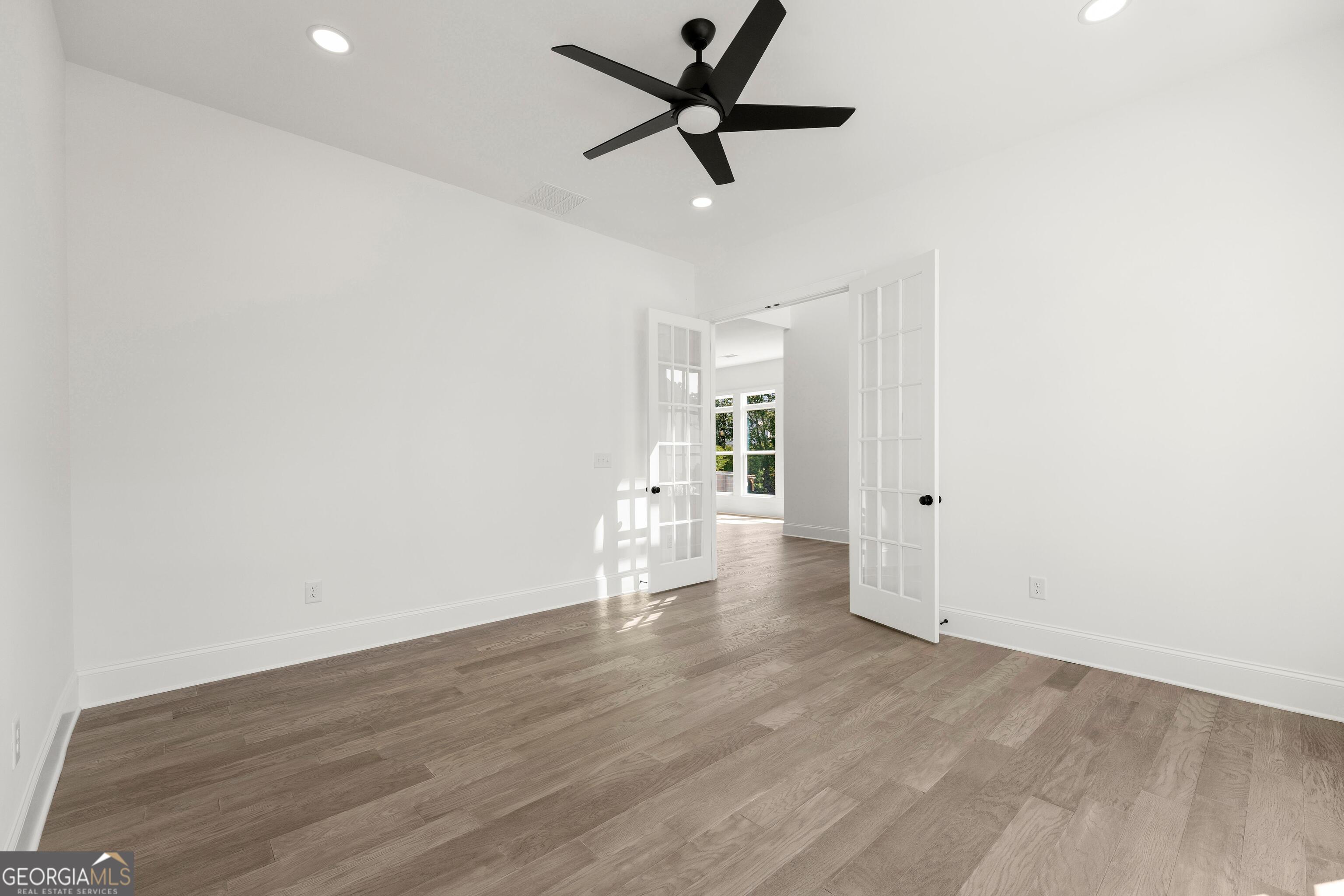 6745 Dahlgren Court Property Photo 17