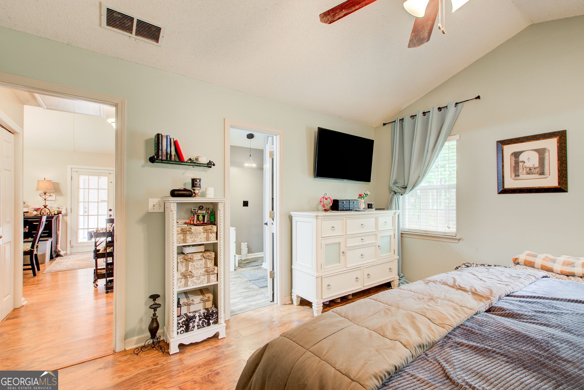 204 Crystal Court Property Photo 13