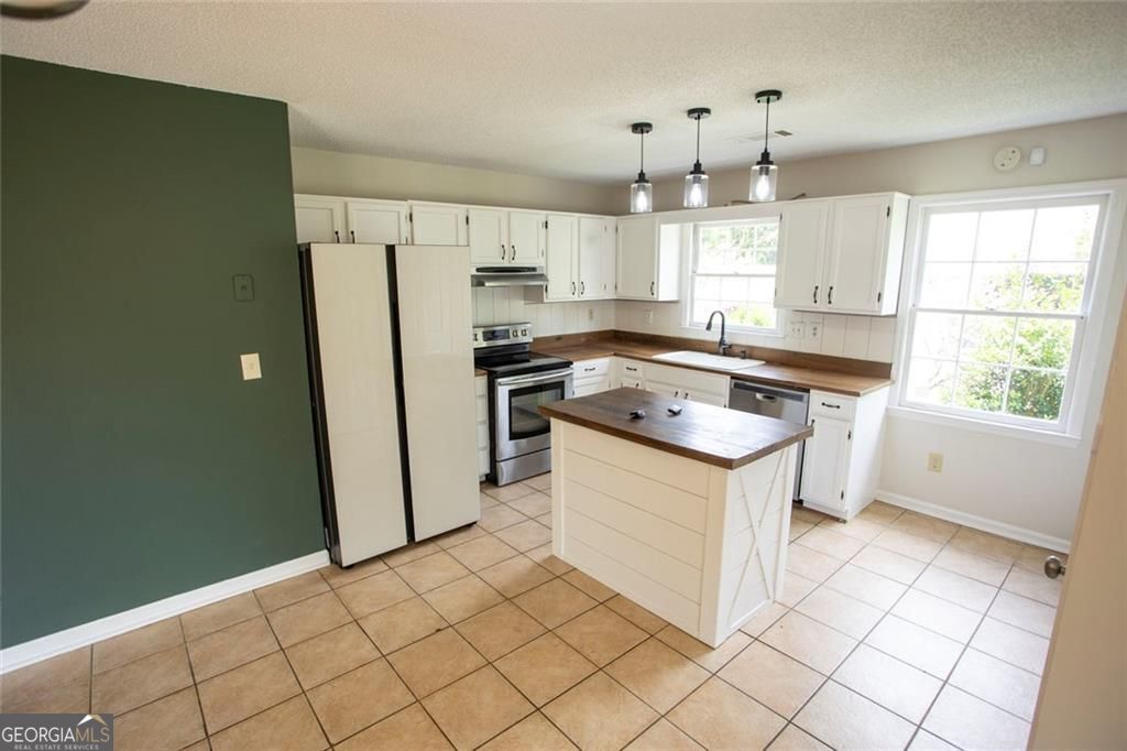 4960 Shipp Road Property Photo 3