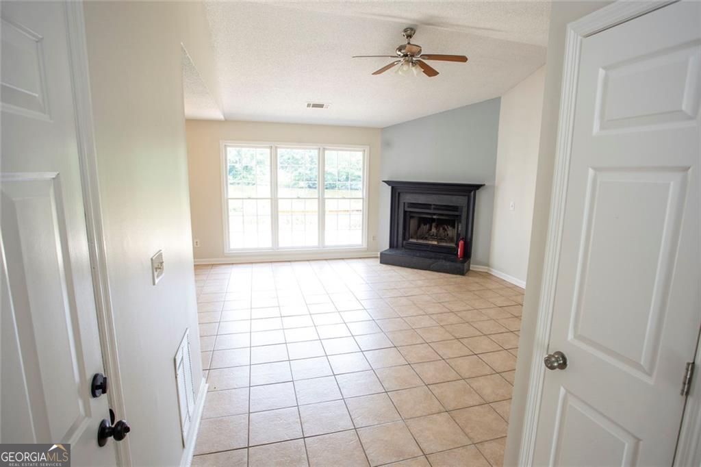 4960 Shipp Road Property Photo 4