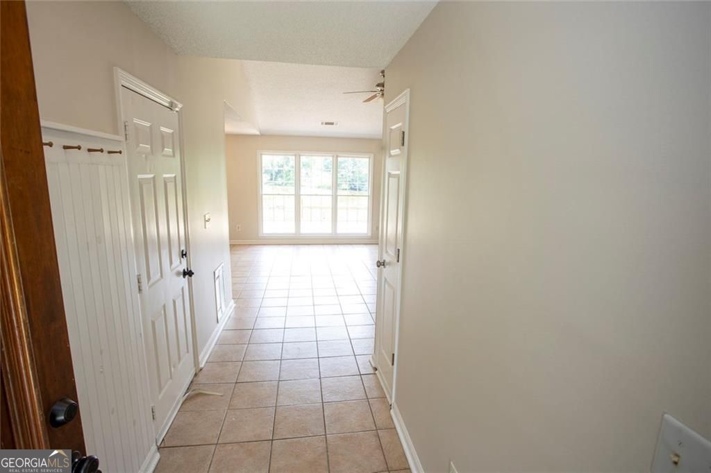 4960 Shipp Road Property Photo 5