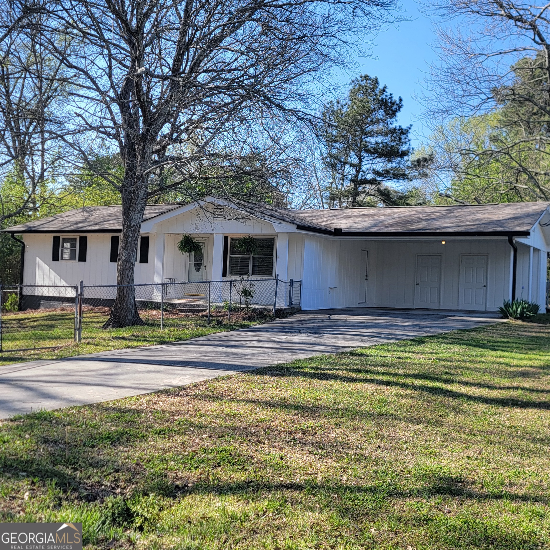 118 Meadows Court Property Photo 1