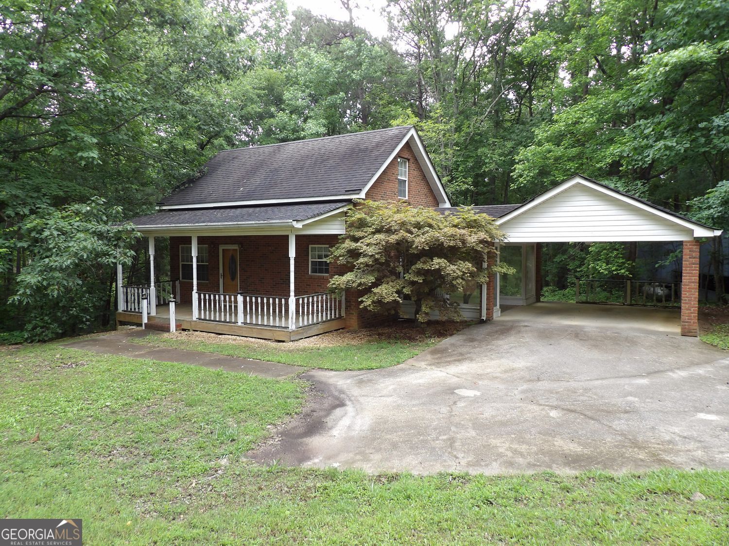 676 Graham Road Property Photo 1