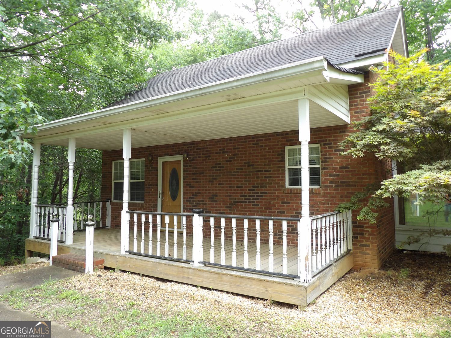 676 Graham Road Property Photo 2