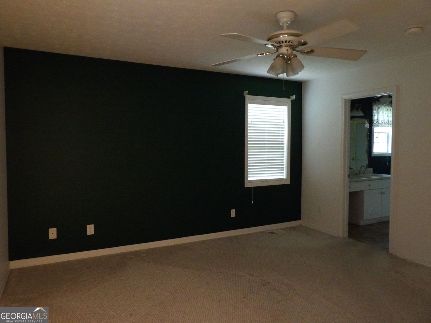 676 Graham Road Property Photo 10