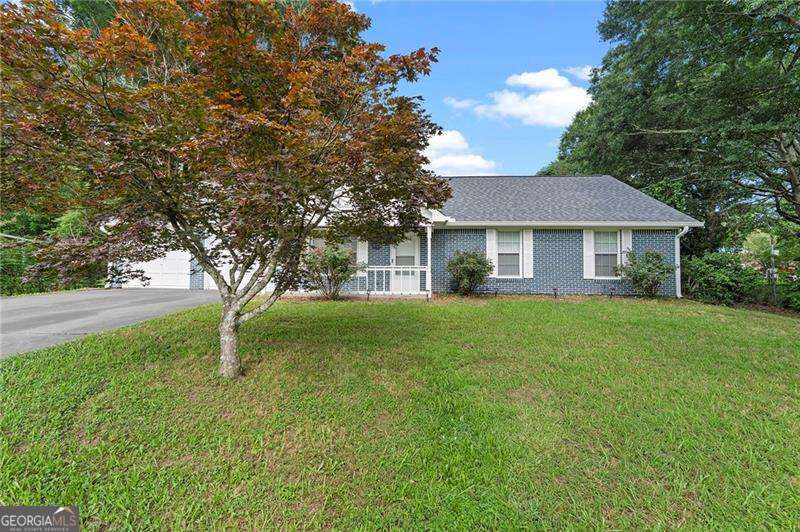 24 Green Acre Lane Property Photo 4