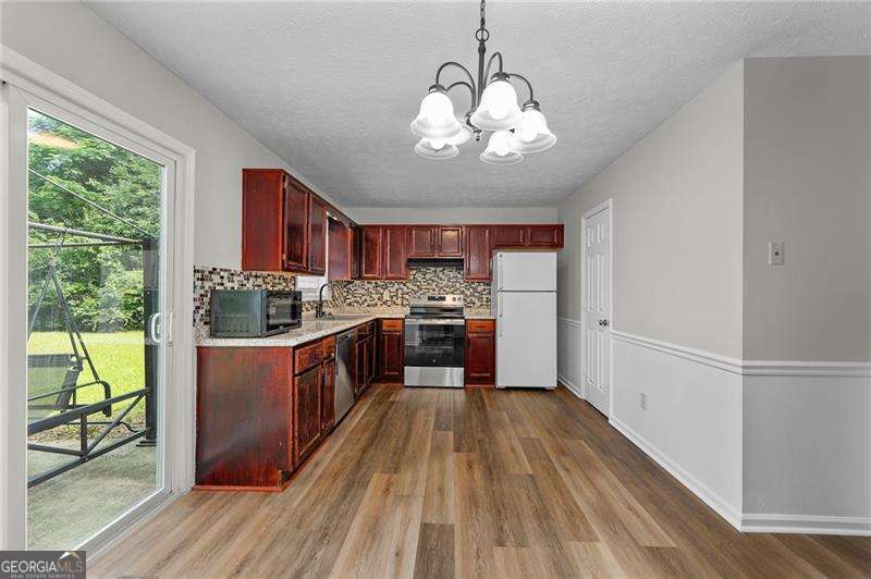 24 Green Acre Lane Property Photo 13