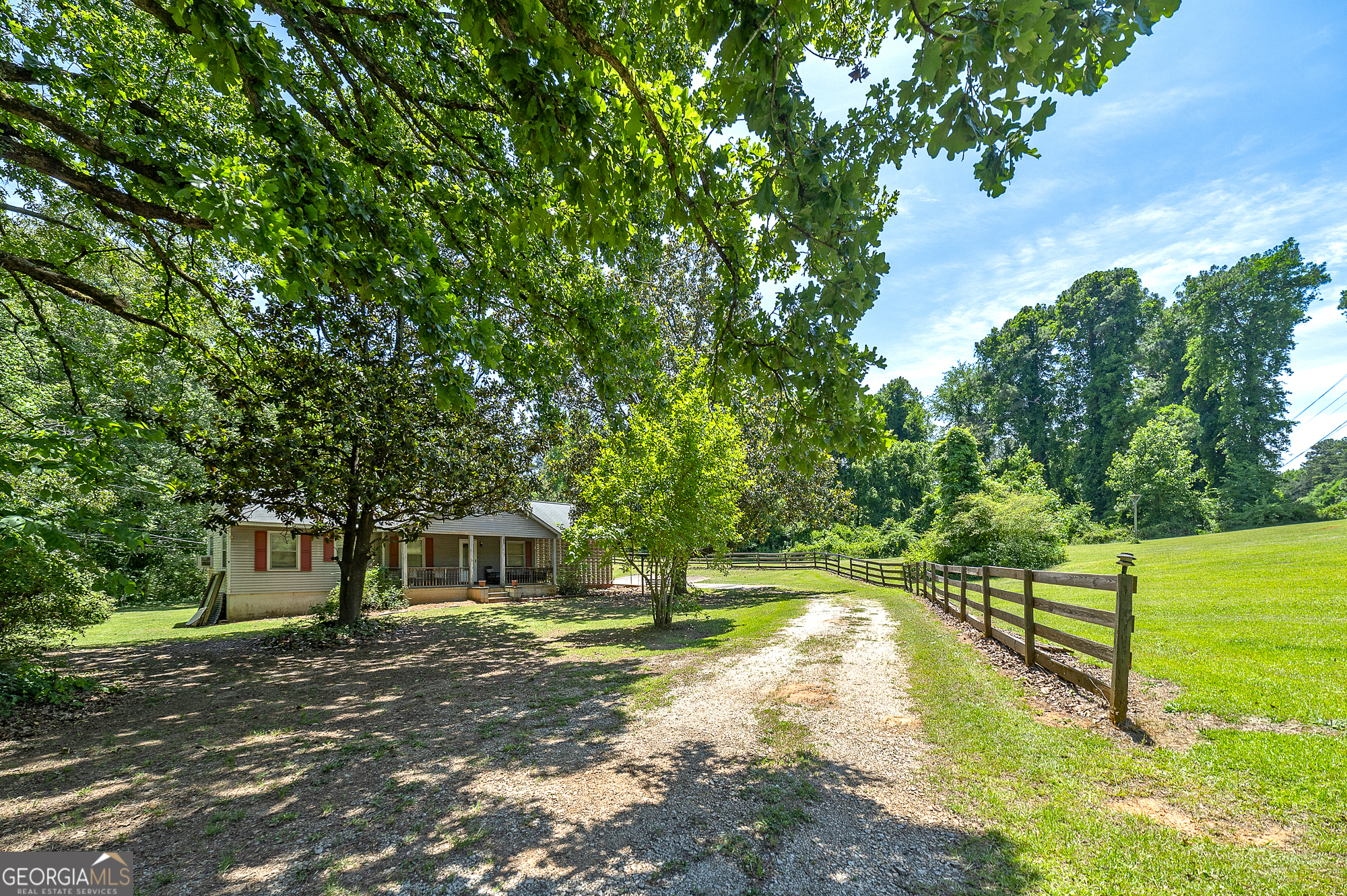 2534 Highway 155 N Property Photo 9
