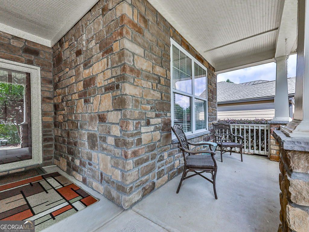 616 Laurel Crossing Property Photo 5