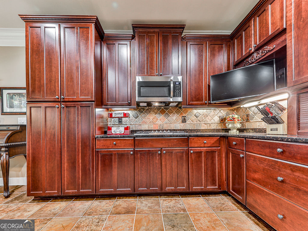 616 Laurel Crossing Property Photo 25