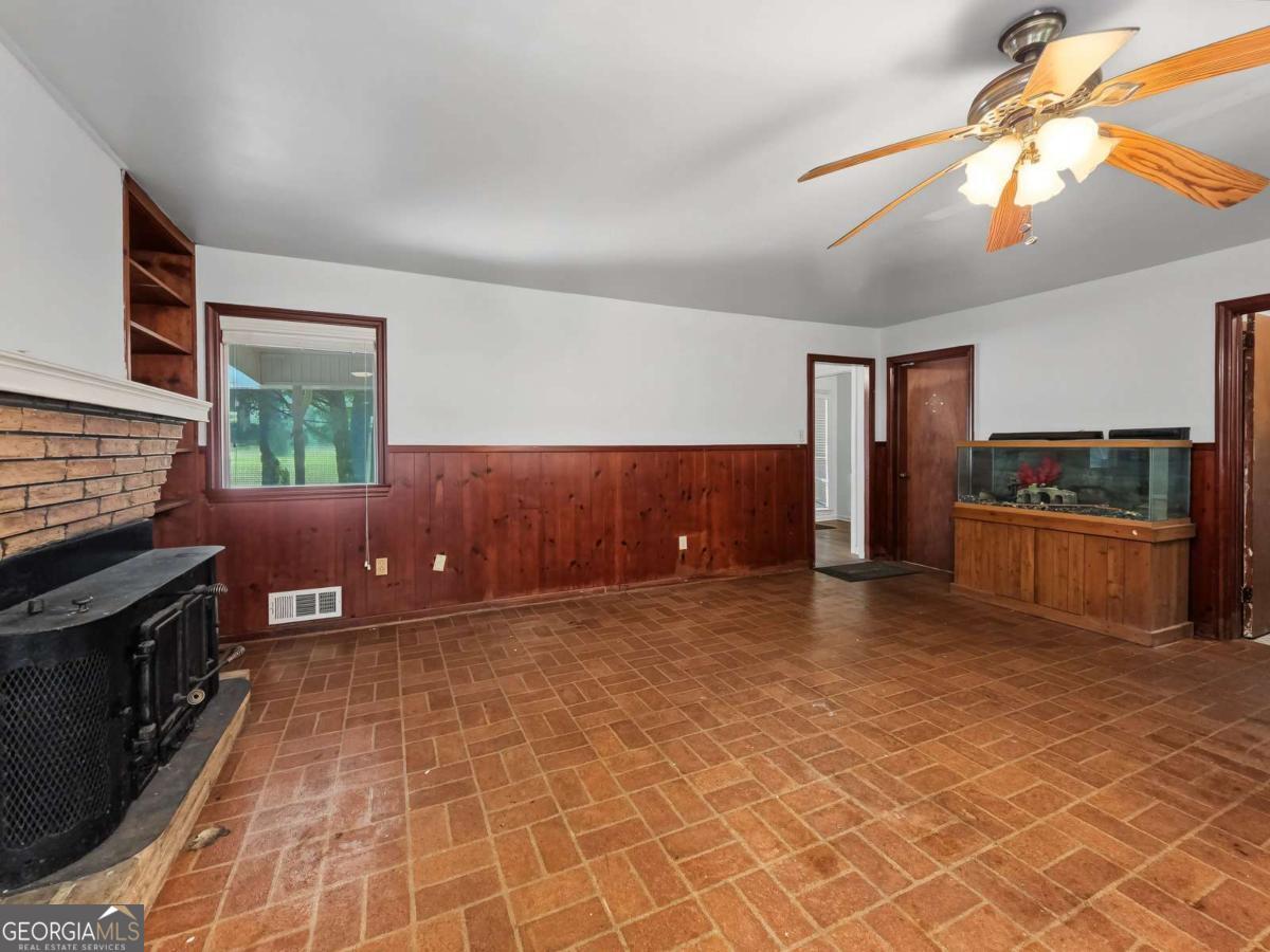 675 Holly Drive Property Photo 10