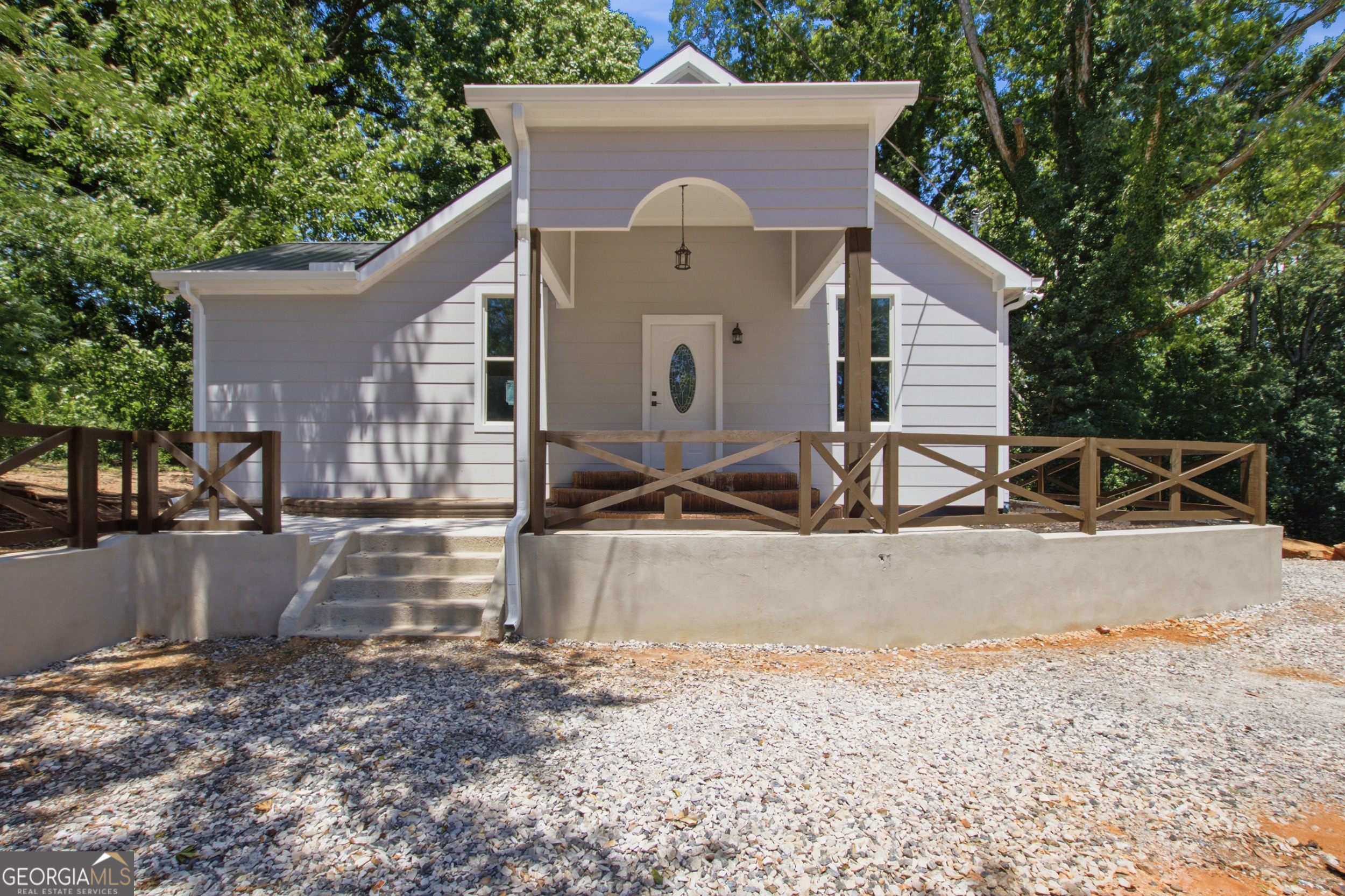 162 Falls Road Property Photo 1