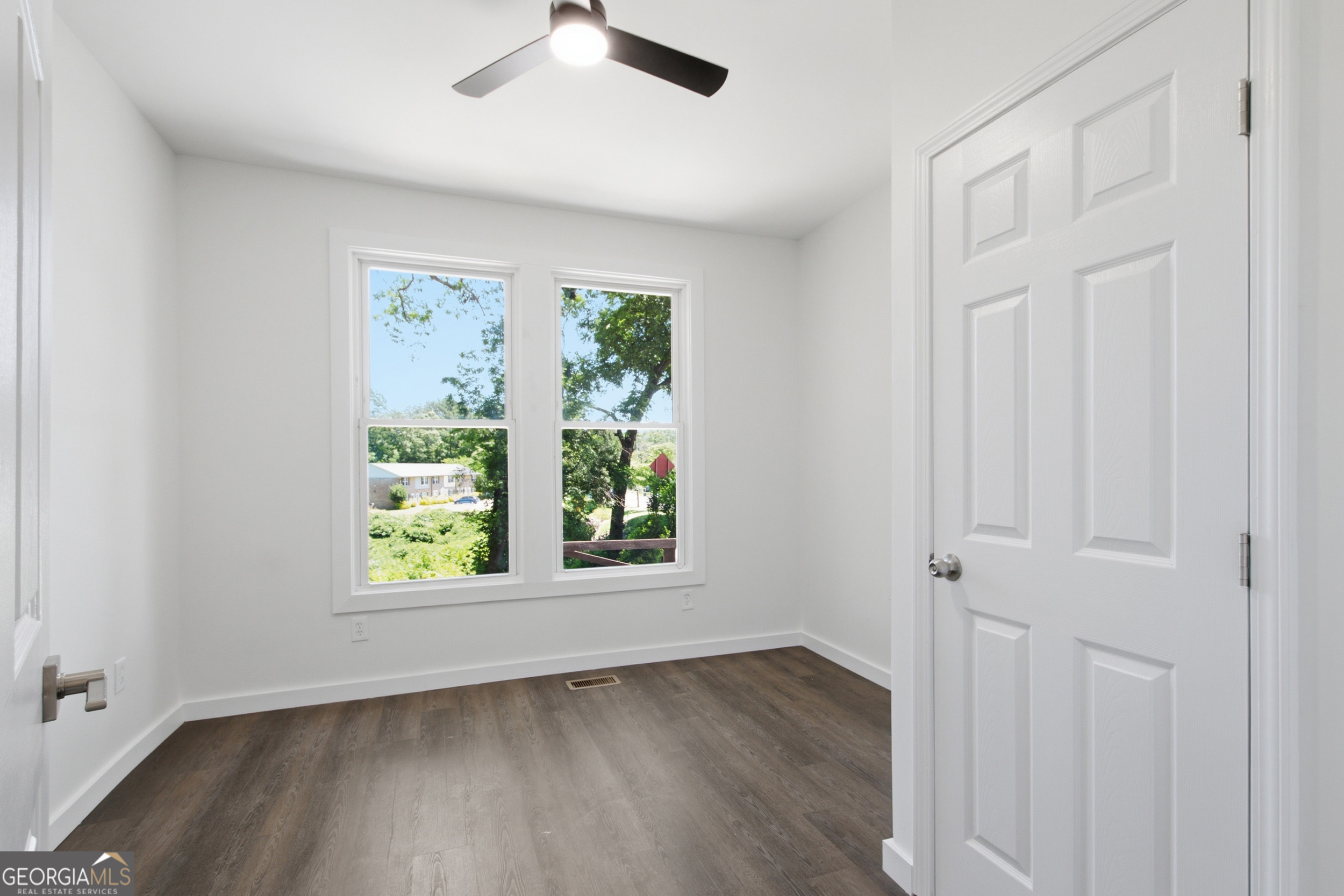 162 Falls Road Property Photo 16