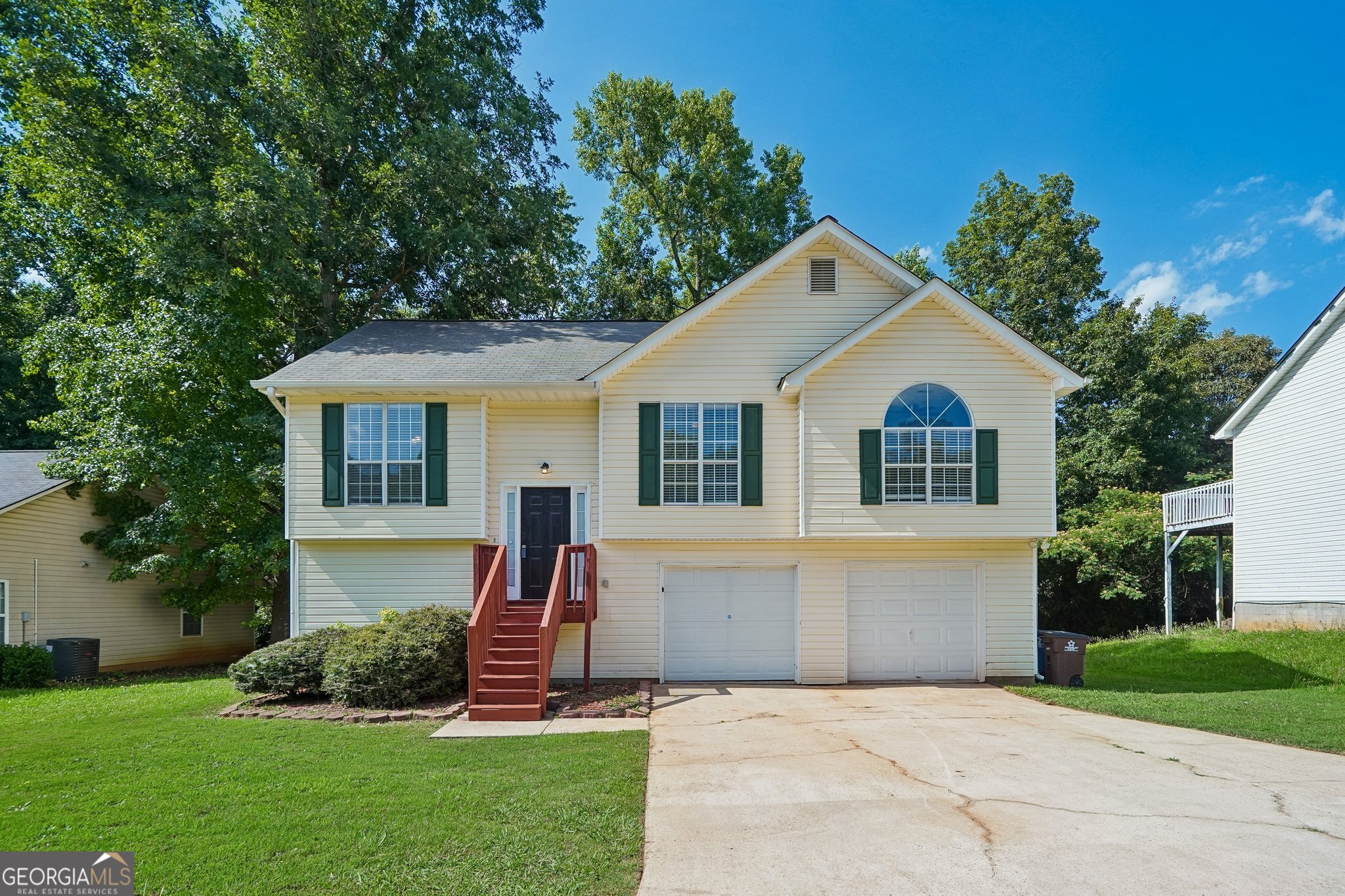 403 Edgewood Drive Property Photo 1