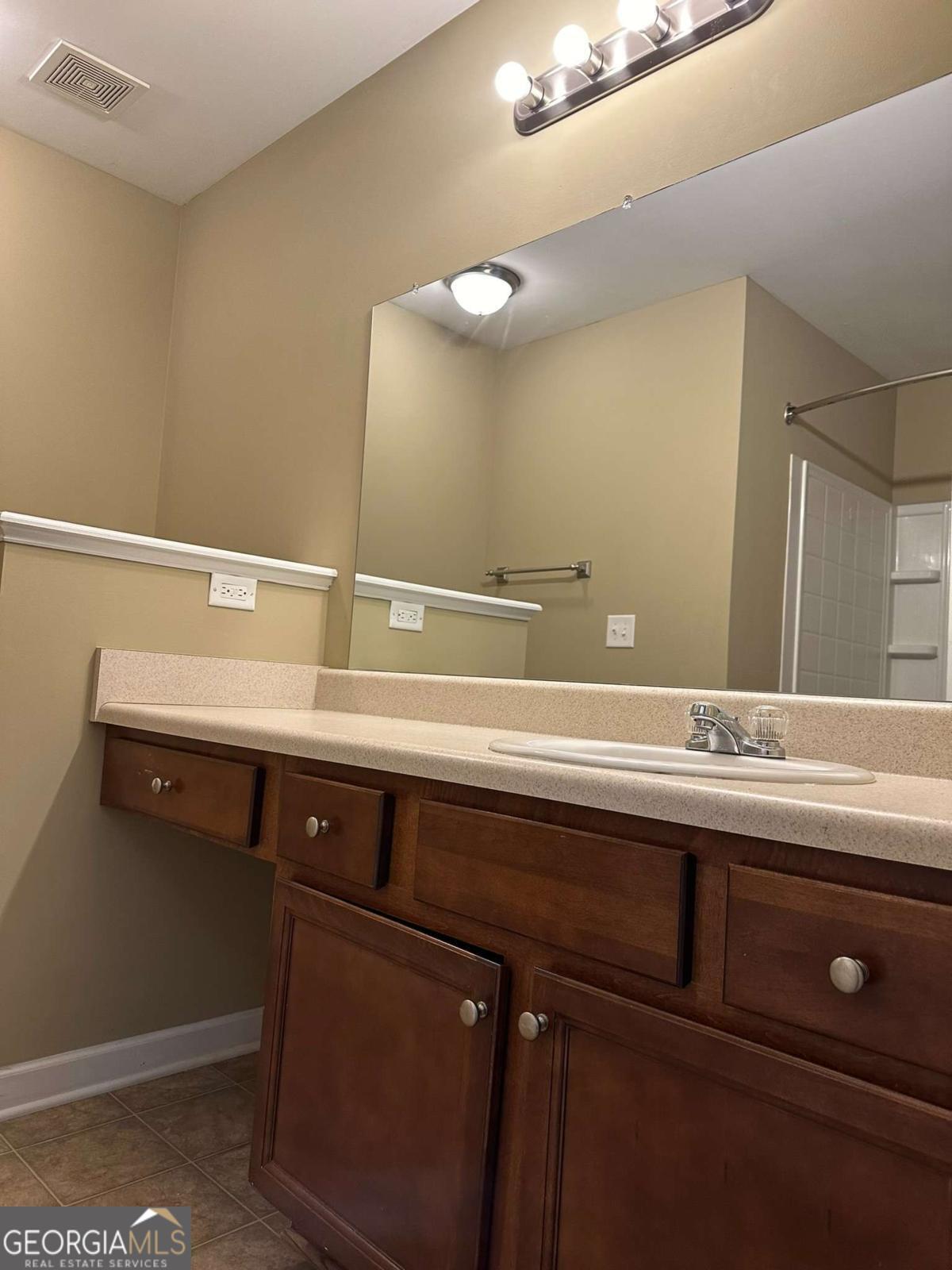 538 Oakside Place Property Photo 15