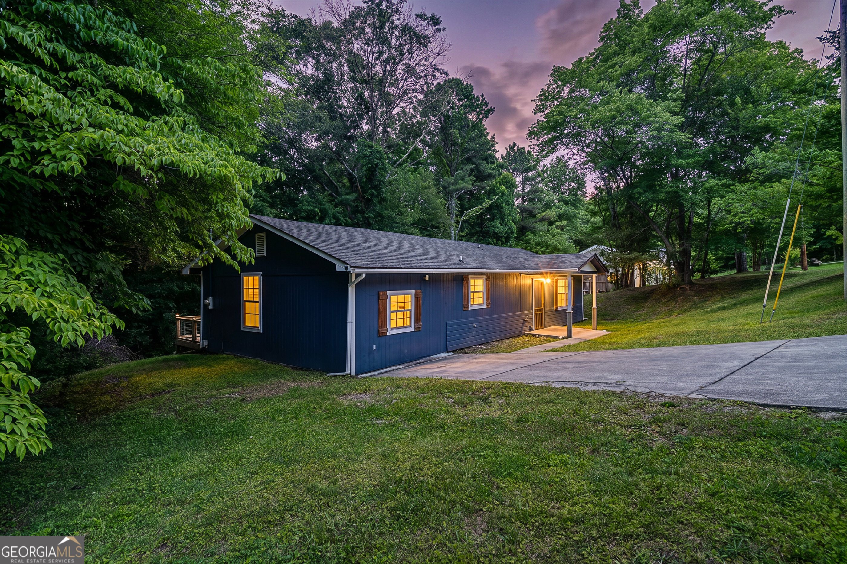 1614 Kendall Road Property Photo 1