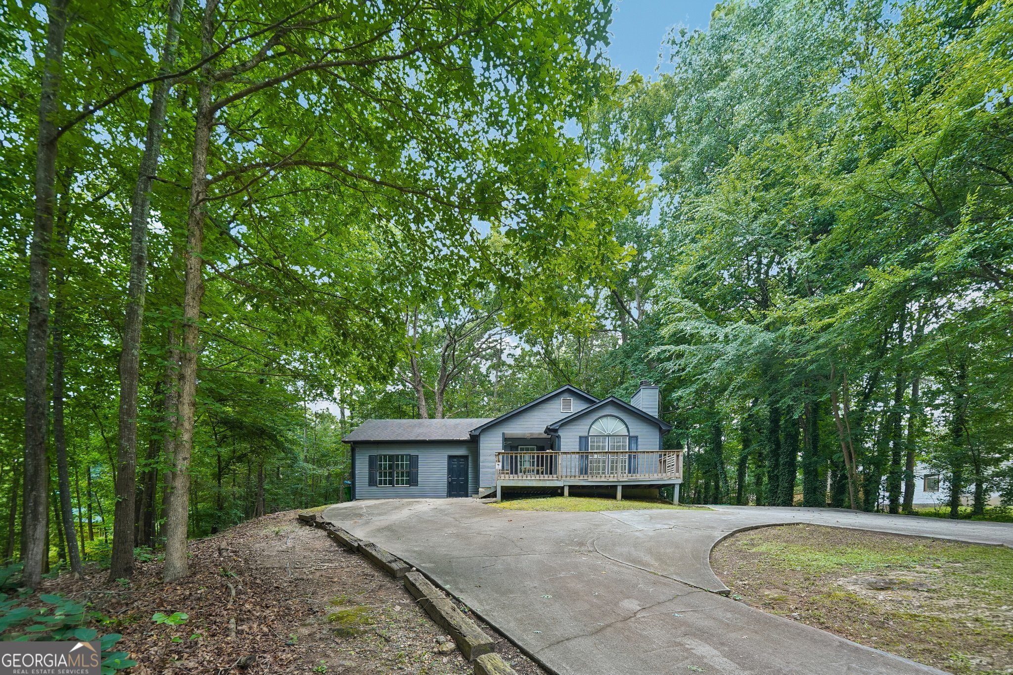 217 Rainey Brooke Drive Property Photo 1