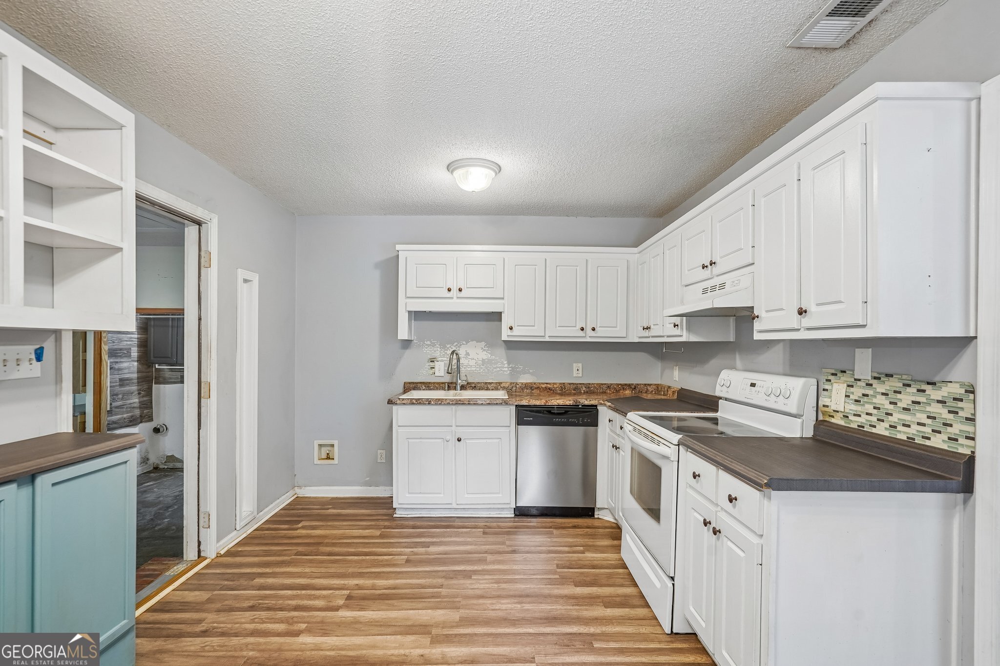 217 Rainey Brooke Drive Property Photo 12