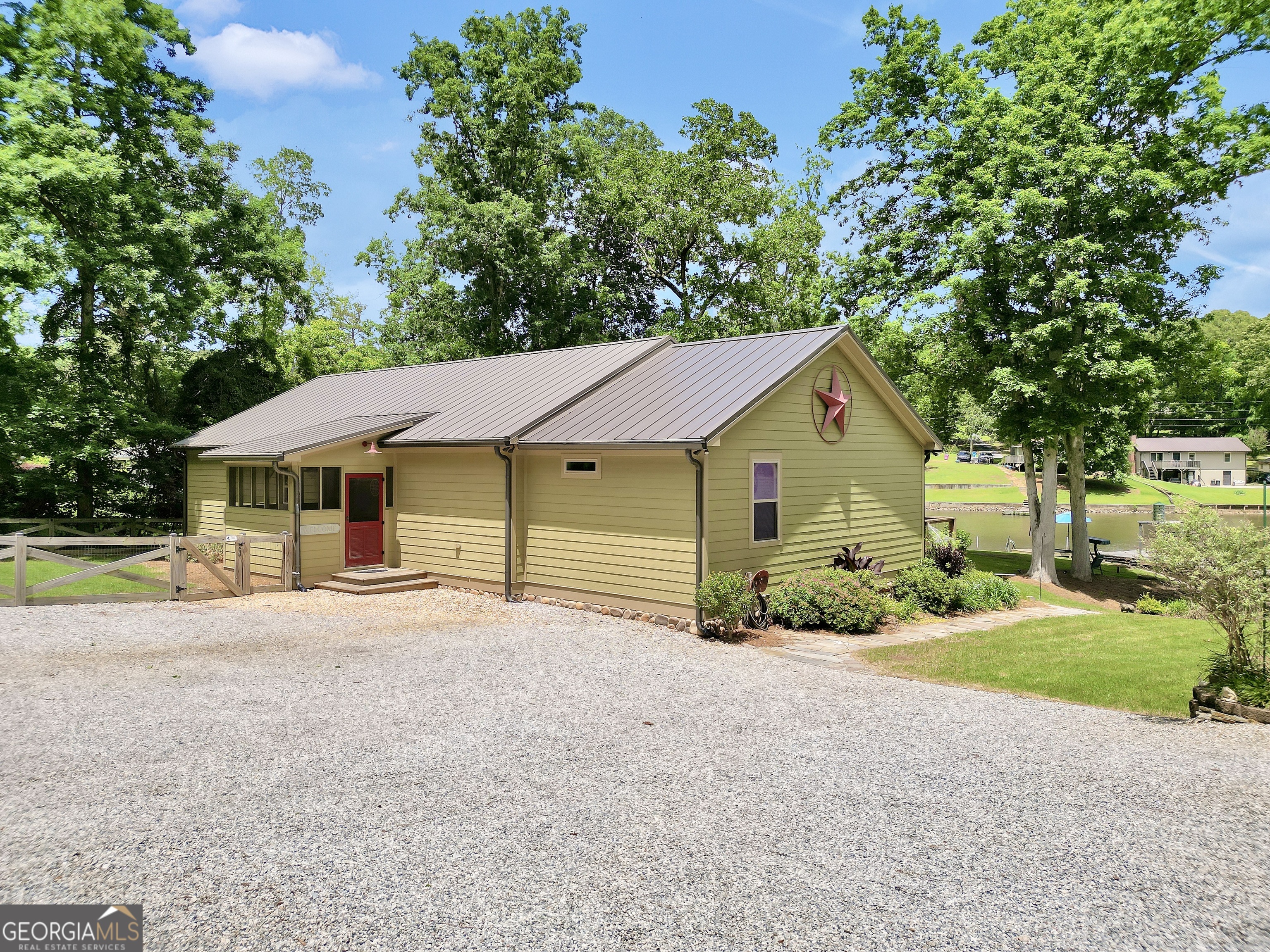 184 Bradley Road Property Photo 8