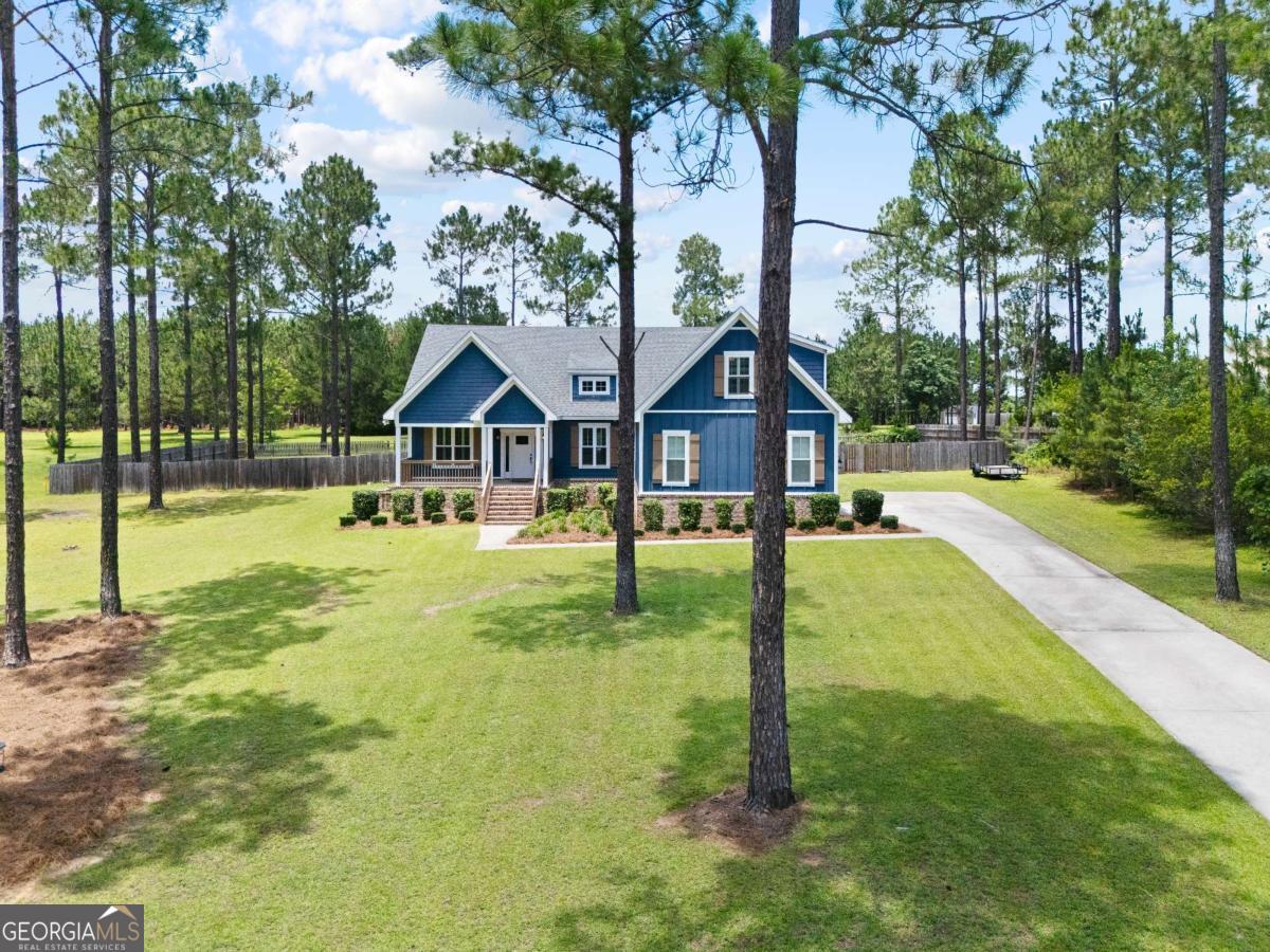 106 Hinterland Trail Property Photo 1