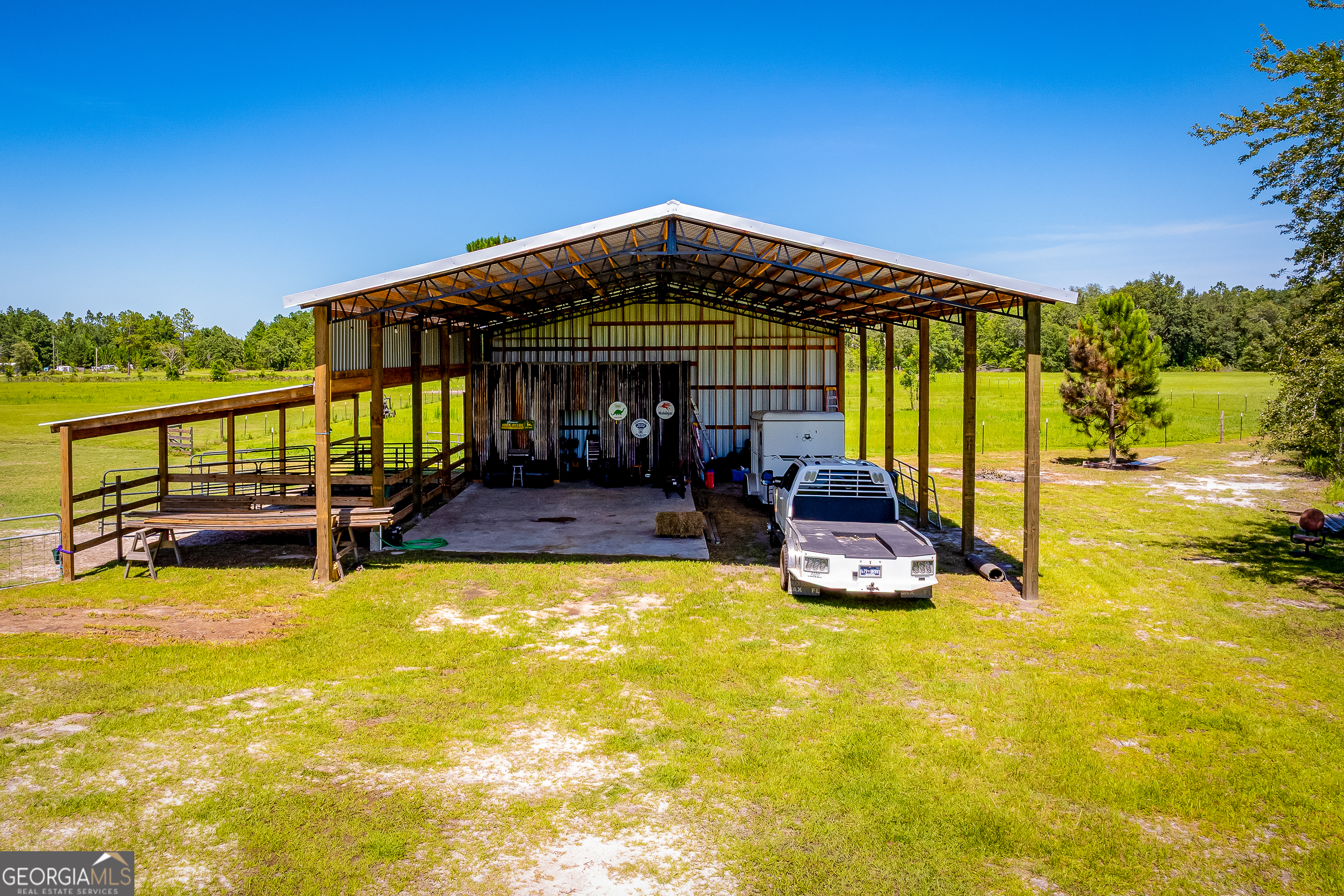 310 Farm Road Property Photo 5