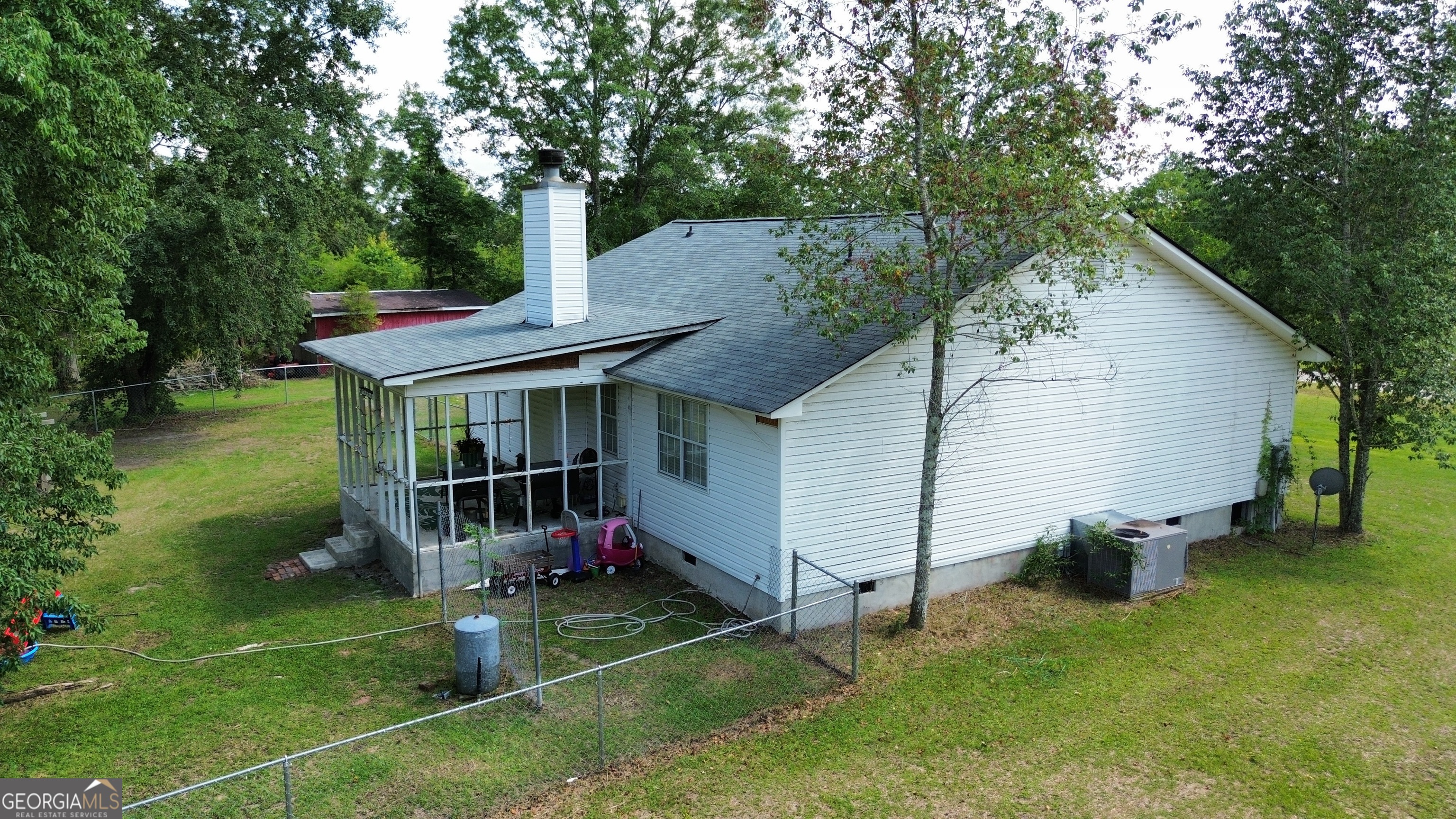 3356 Hwy 338 Property Photo 6