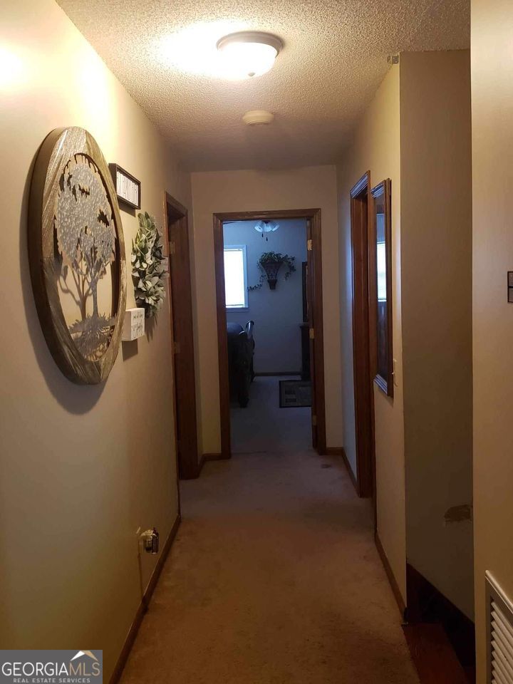 210 Pineview Avenue Property Photo 12