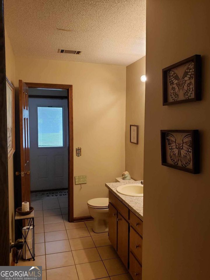 210 Pineview Avenue Property Photo 16