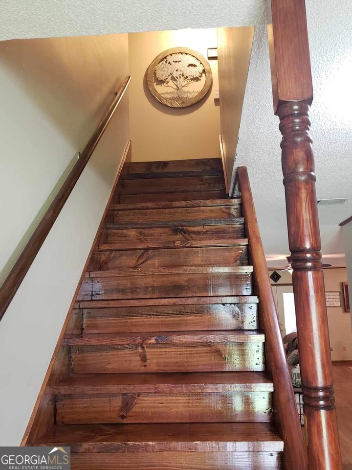 210 Pineview Avenue Property Photo 17