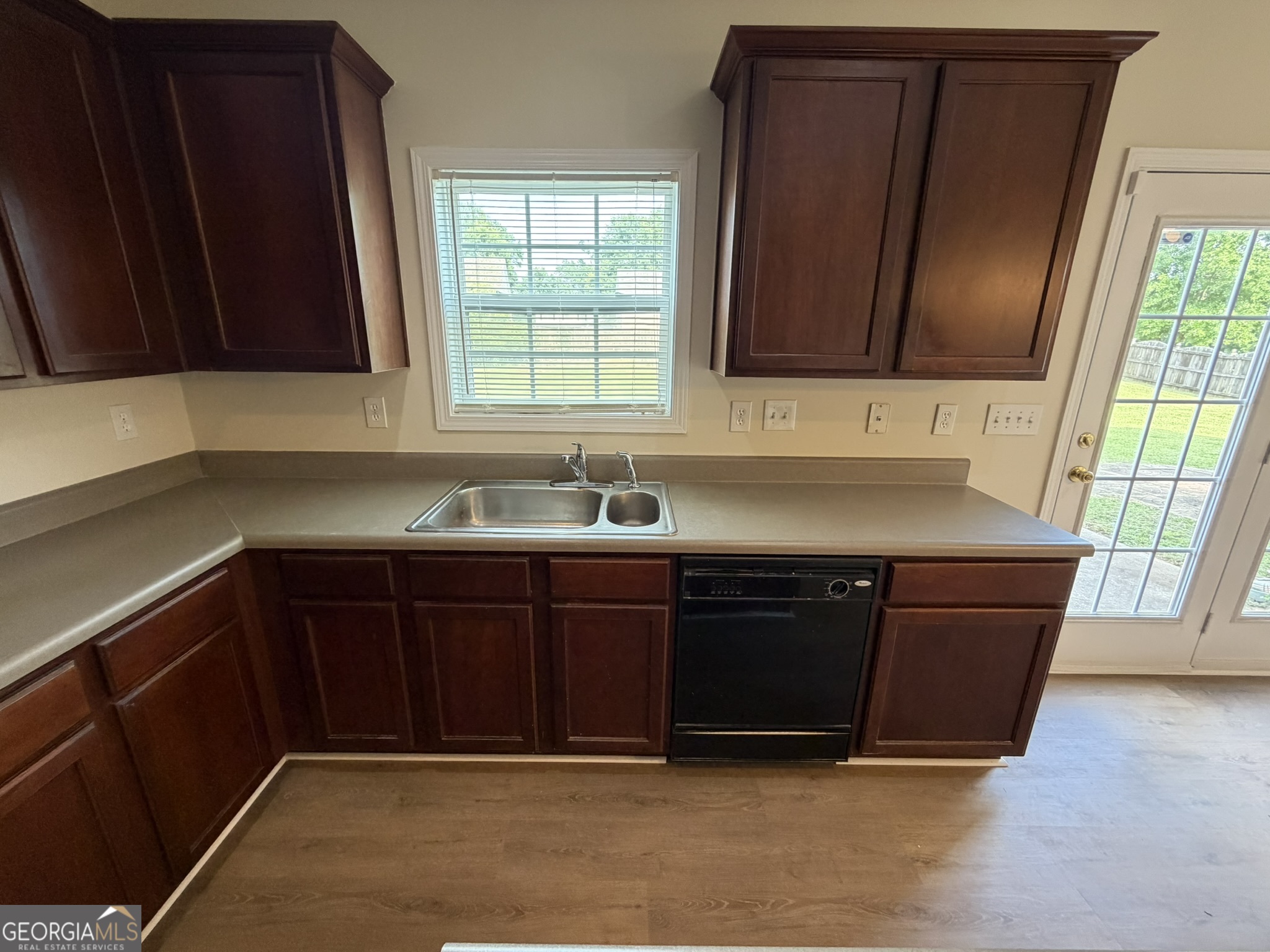 20 Stoney Point Terrace Property Photo 17
