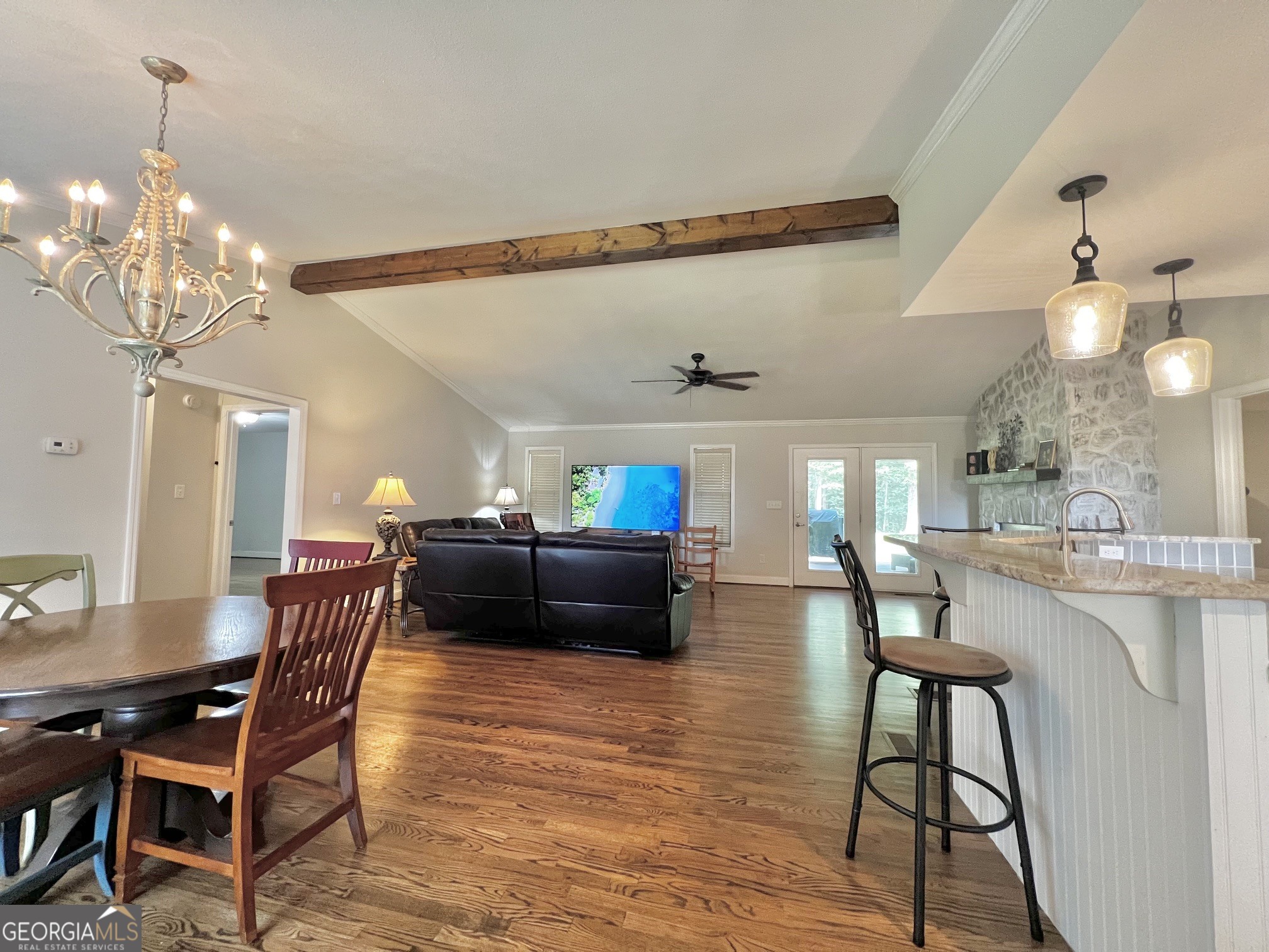 416 Glade Road Property Photo 12
