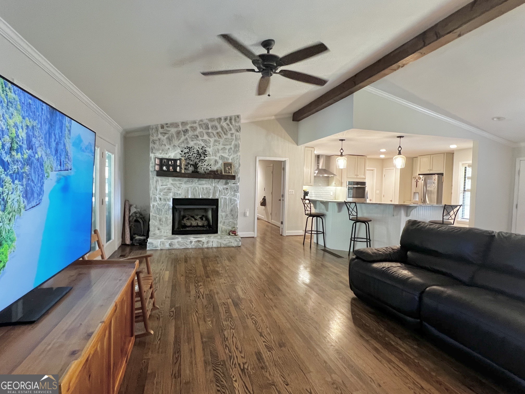 416 Glade Road Property Photo 13