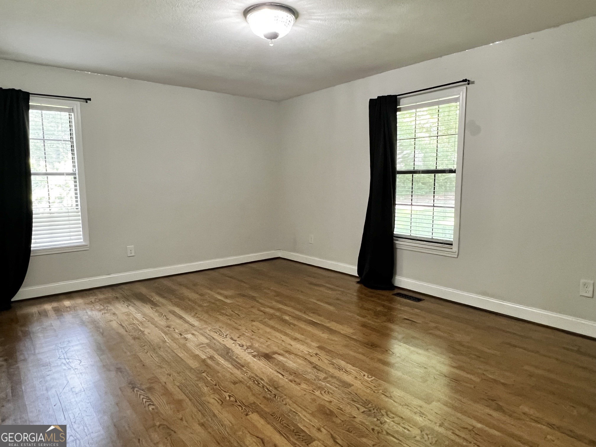 416 Glade Road Property Photo 31
