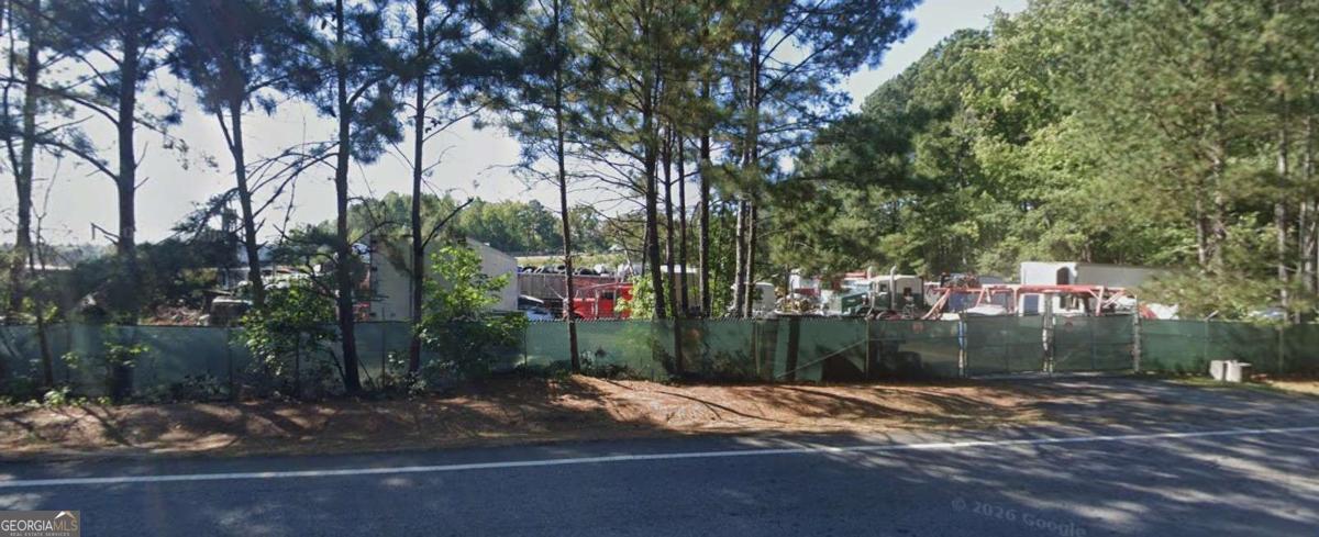 7807 Covington Highway Property Photo 1