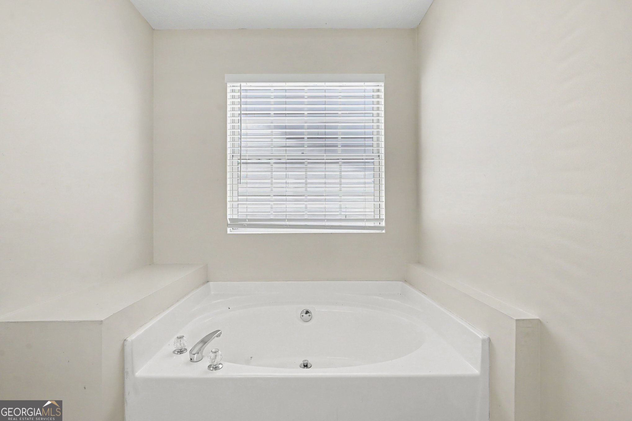 4065 Mission Way Property Photo 14