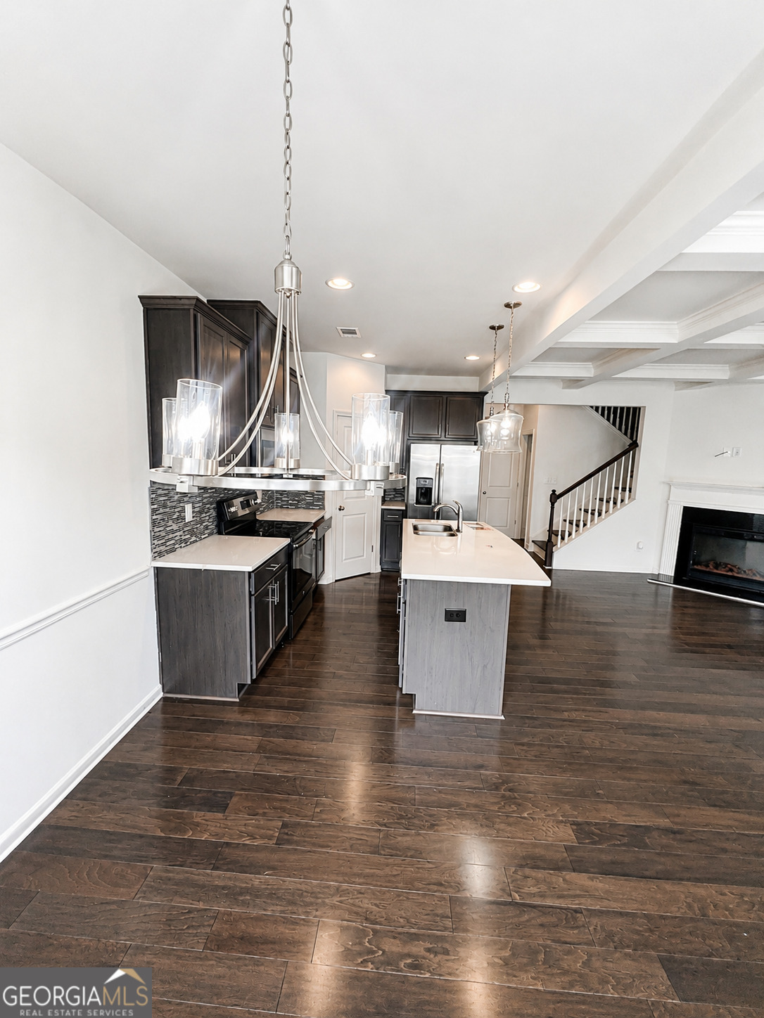 2711 Kemp Court Property Photo 13