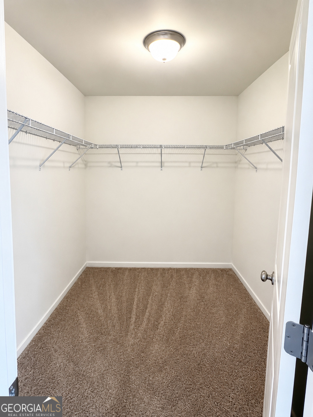2711 Kemp Court Property Photo 21