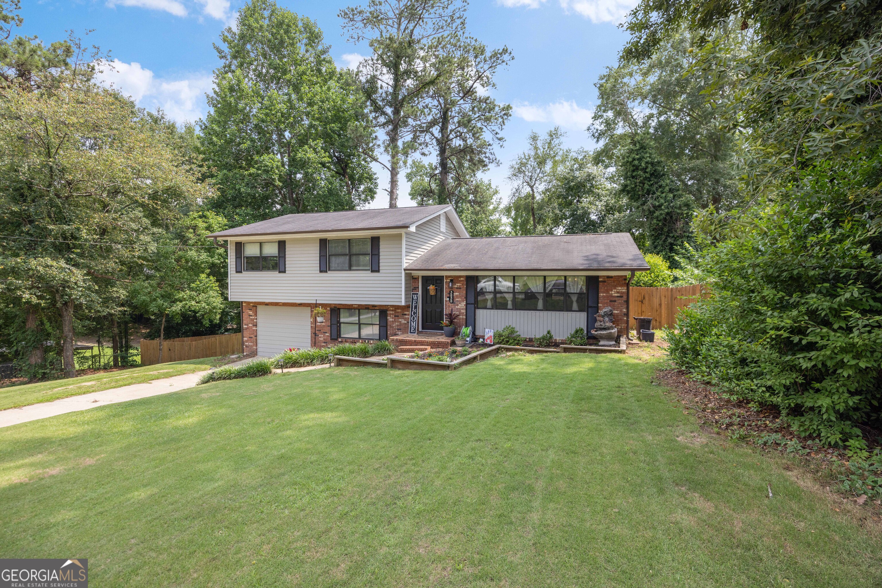 3838 Lyn Drive Property Photo 40