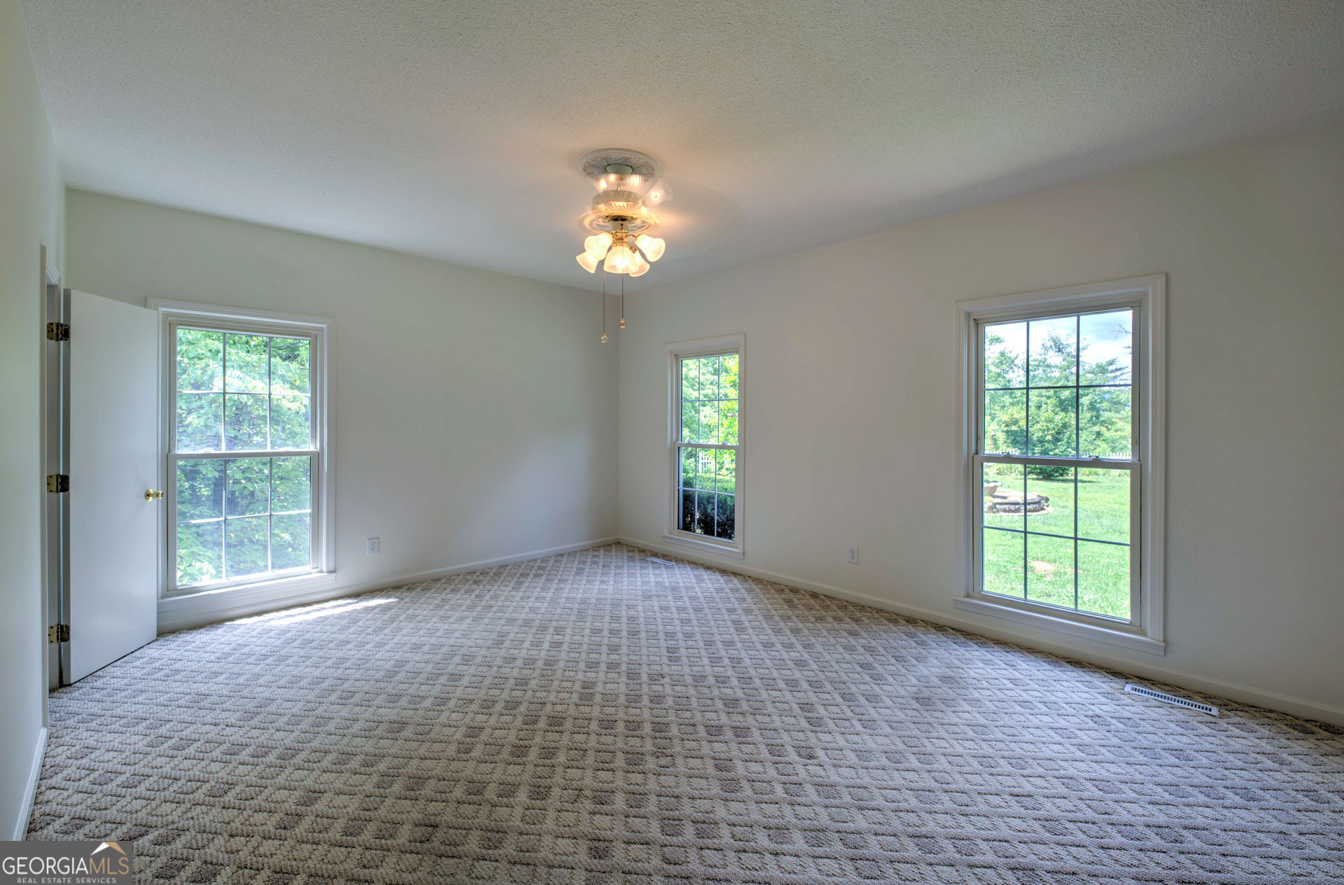60 Inali Den Lane Property Photo 22